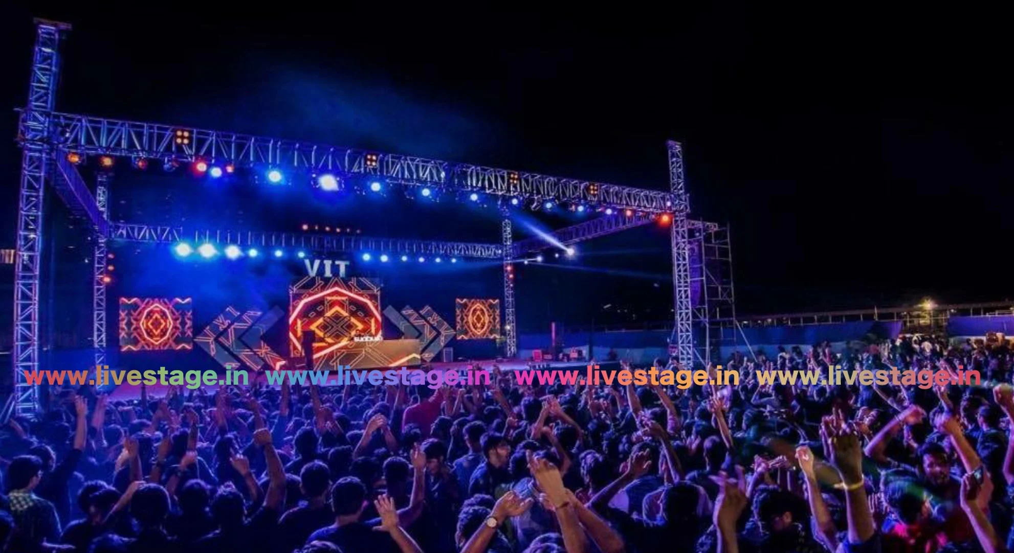 live-stage-led-wall-slide-2